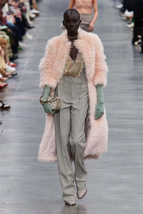 Fendi fashion designer fall 2022